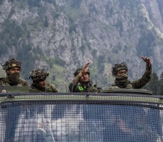 Indian and Chinese Troops Face-off Along The Disputed Himalayan Border