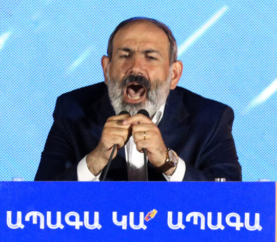 Rally in support of acting PM Pashinyan in Yerevan