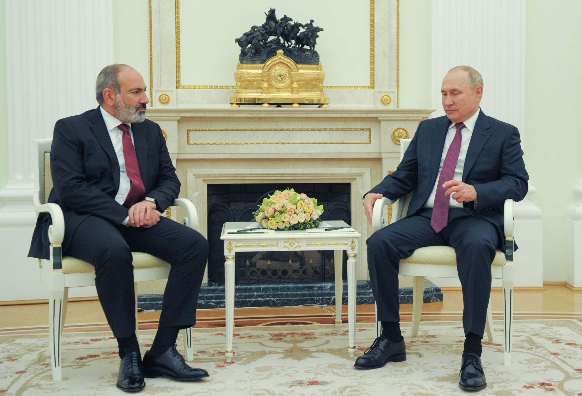 Russia's President Putin and Armenia's Prime Minister Pashinyan meet in Moscow