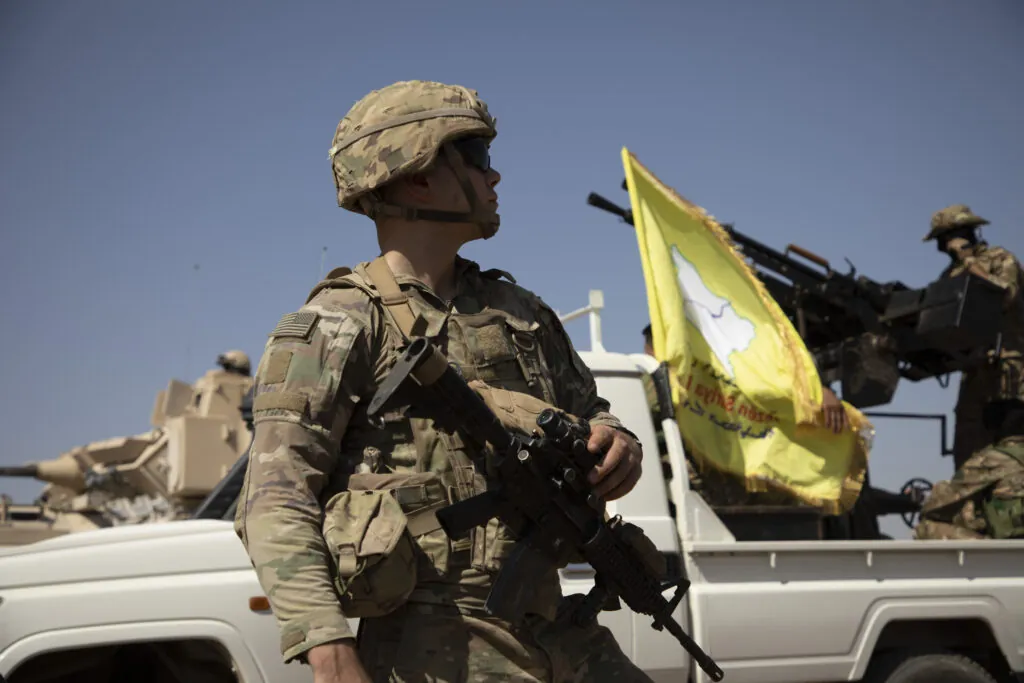 US troops train YPG/SDF in Syria
