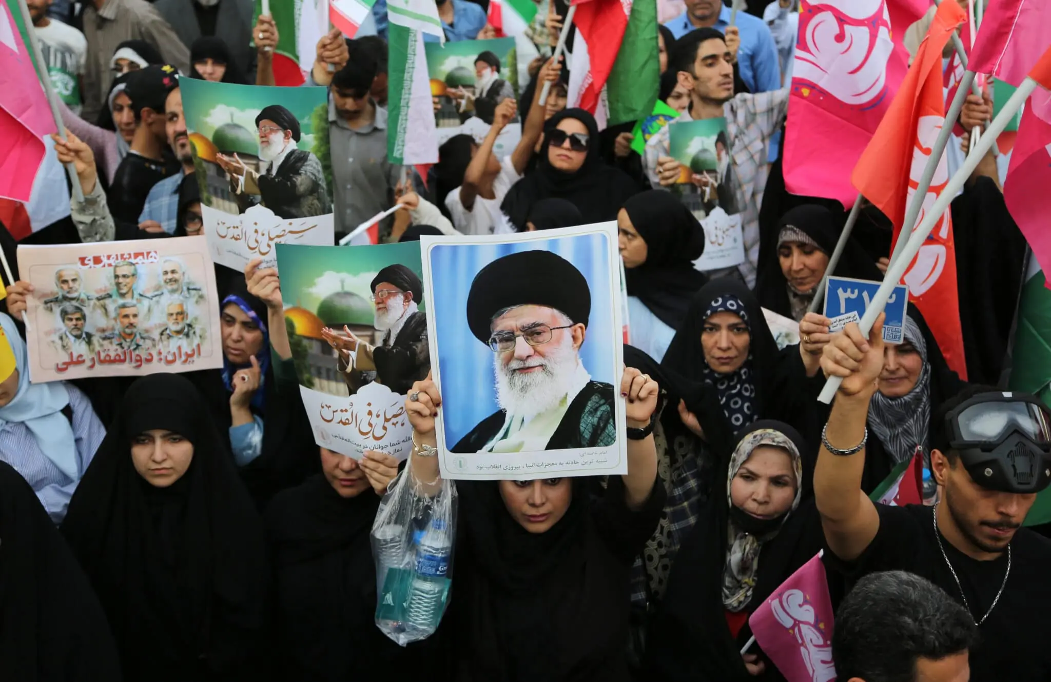 Protest in Tehran against Israel’s attacks on Iran