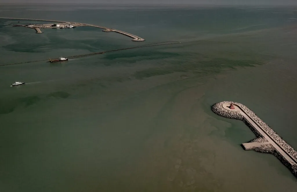 Construction of the Grand Faw Port continues in Iraq’s Basra