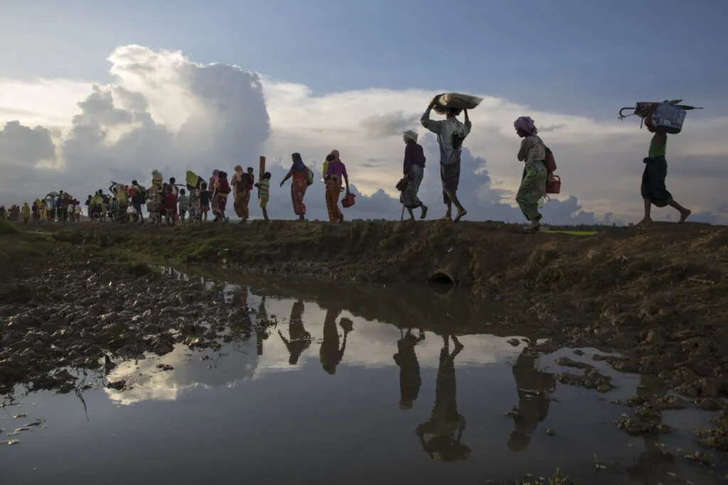 Rohingya Refugees Flood Into Bangladesh