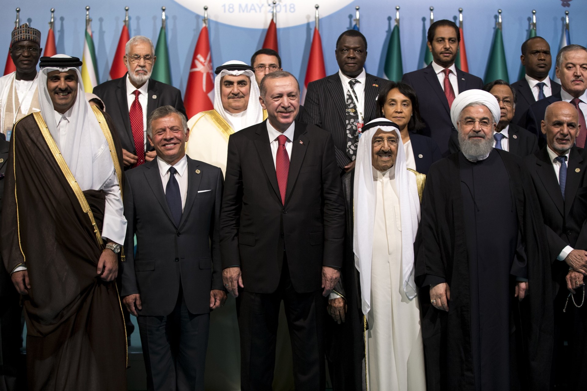 Gulf Crisis Fragments American Allies and Ends Saudi Regional Leadership