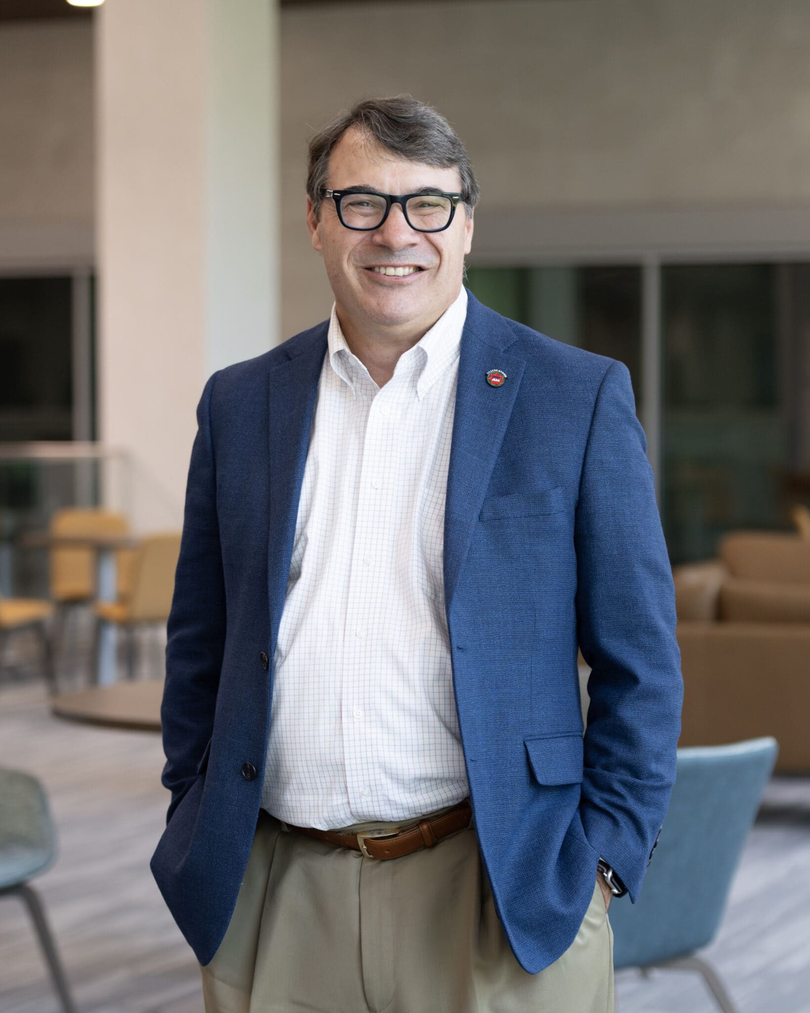 Headshot Nagl John 2