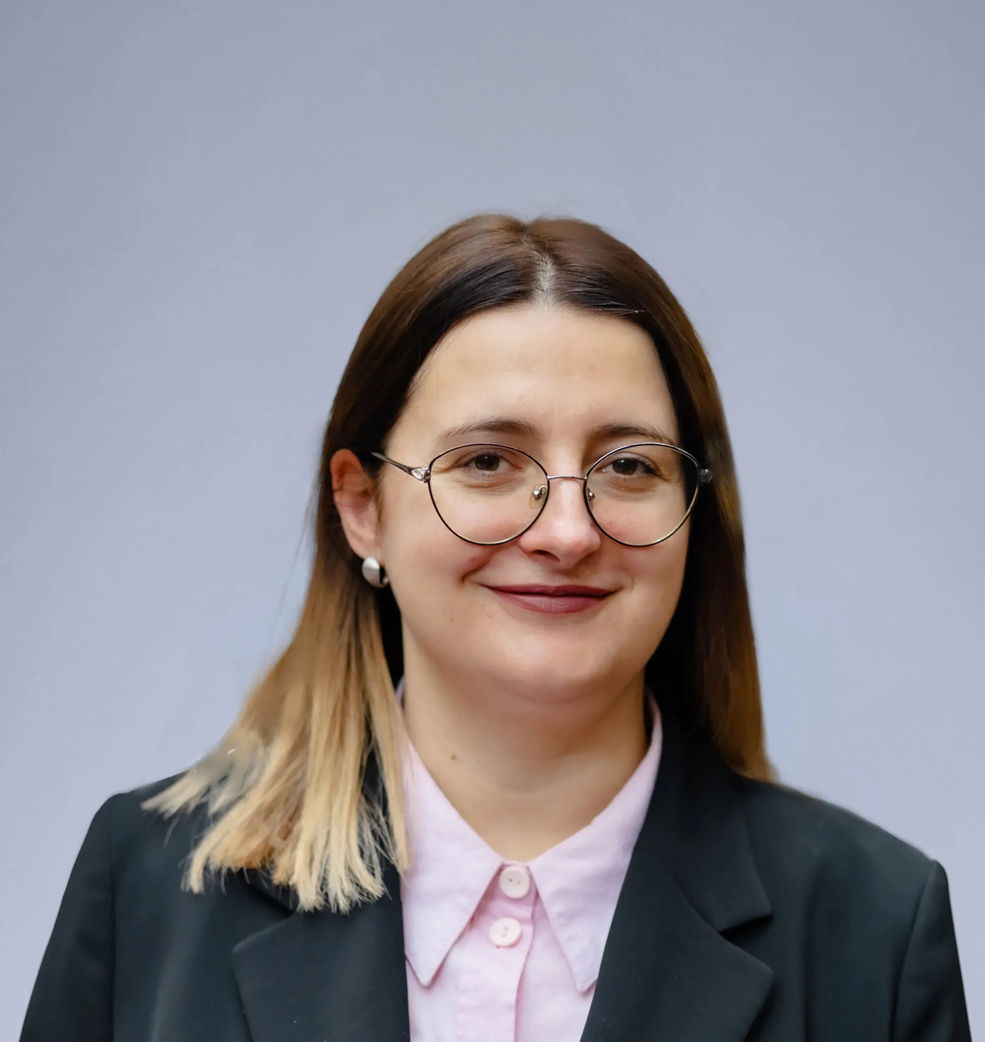 Yaryna Voloshyn_-