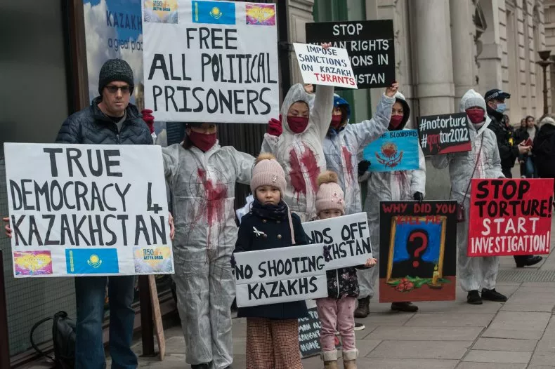activists-kazakhstani-diaspora-protest