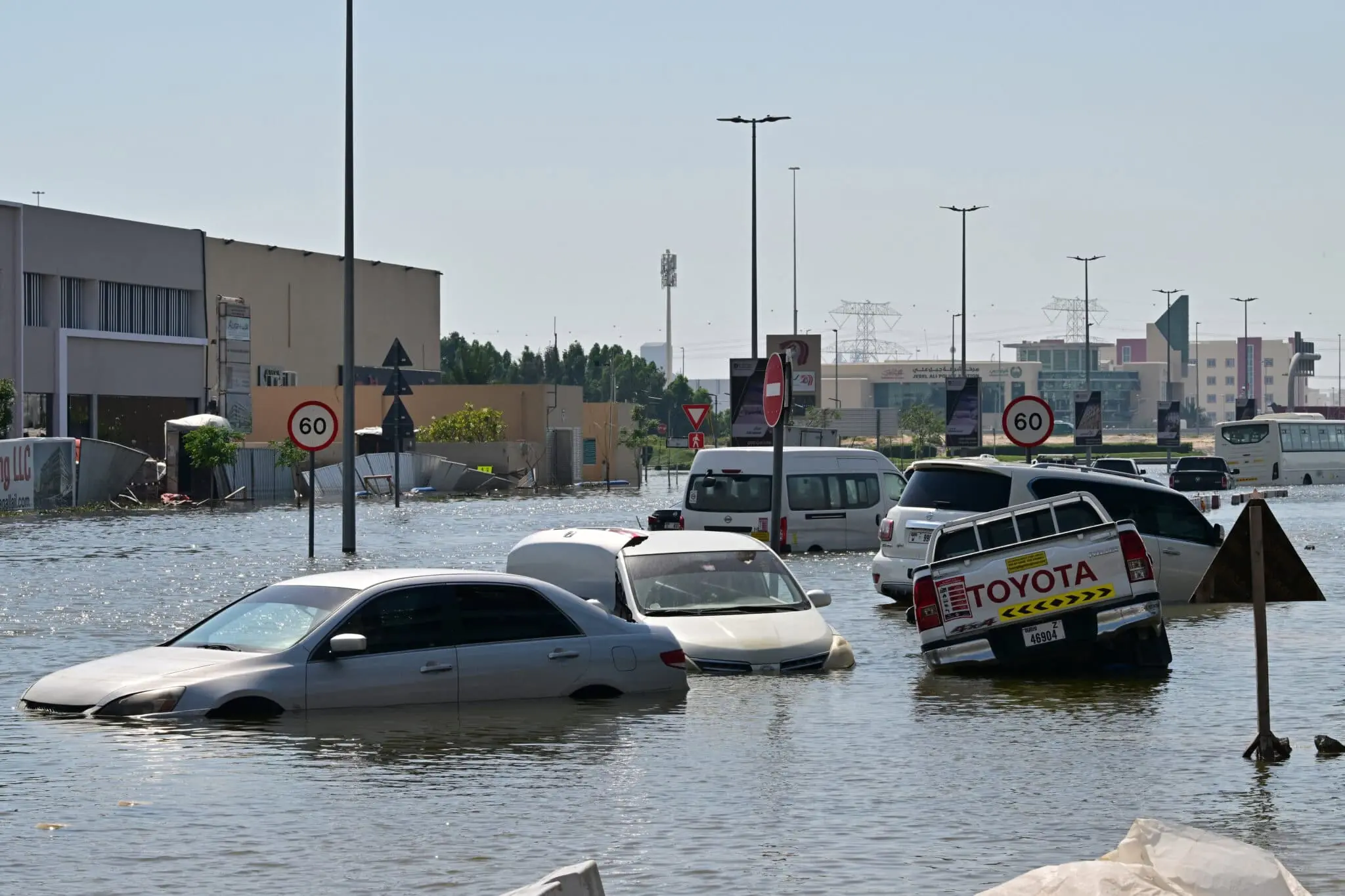 TOPSHOT-UAE-BAHRAIN-OMAN-WEATHER-FLOOD